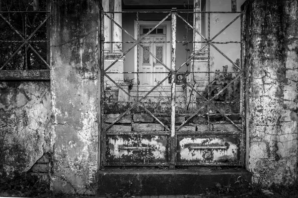 Façade Une Ancienne Maison Habitation Abandonnée Sur Ville Brésil — Photo