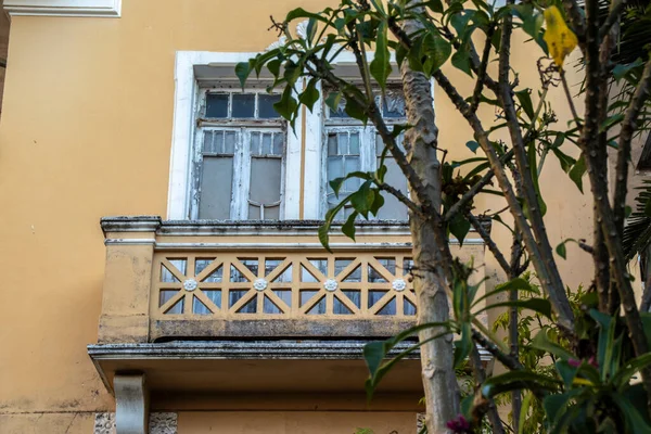 Fasada Starego Opuszczonego Domu Mieszkalnego Mieście Brazylii — Zdjęcie stockowe