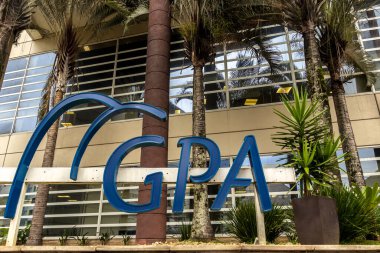 Sao Paulo, Brezilya, 25 Ocak 2024. Grupo Pao de Acucar 'ın kısaltması olan GPA logosu holdingin şirket ofisinin önünde..