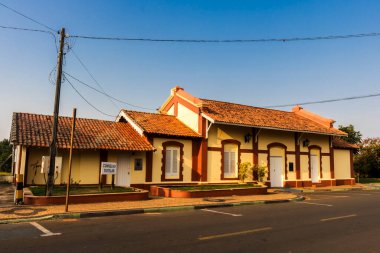 Jumirim, SP, Brezilya, Eylül 03, 2022. Eski Sorocabana hattının Jumirim tren istasyonu. Bu istasyon 1886 'da inşa edildi ve bugün şehrin koruyucu konseyinin merkezi.