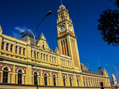 Sao Paulo, Brezilya, 23 Nisan 2007. Sao Paulo 'daki tren istasyonunun dış mimarisi