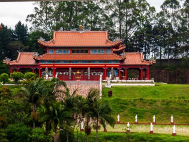 Sao Paulo, Brezilya, Kasım 05, 2008. Çin ve Tayvan hükümetlerinin desteğiyle, Sao Paulo 'nun güneyindeki Grajau mahallesinde inşa edilen Quan-Inn Budist Tapınağı' nın manzarası.