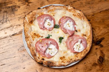 sıcak italyan taze pişmiş mortadella beyaz