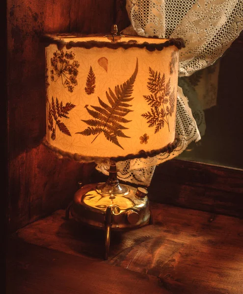 Vieja Linterna Queroseno Vintage Con Vaso Agua — Foto de Stock