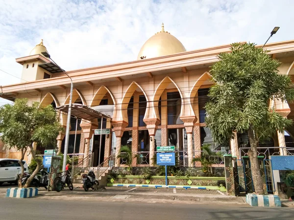 Probolinggo Indonesia 2022 Masjid Megah Kota Probolinggo Indonesia Berwarna Coklat — Stok Foto