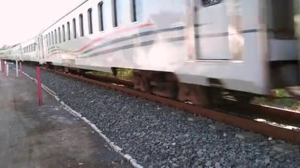Probolinggo Indonesia Jan 2023 Train Passing Fast — Vídeo de Stock