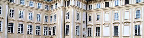 Arquitetura Fachada Edifício Universidade Centro Histórico Lviv — Fotografia de Stock