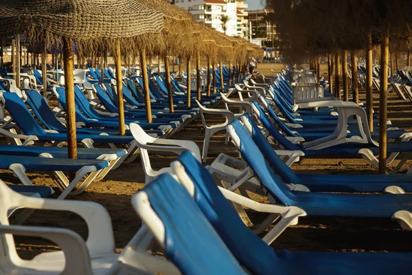 Tumbonas playa espaa. Peiscola 