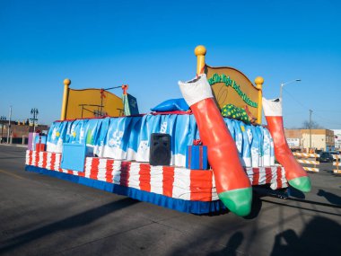 Detroit, Michigan 'da Amerika' nın Detroit, Michigan 'daki Şükran Günü Geçidi' ne hazırlanmak için kurulmuş Noel Gecesi Şamandırası şamandırası 'ydı.