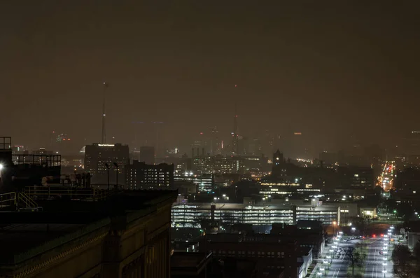 Вид Місто Детройт Будинку Фішера Вночі Похмурий День — стокове фото