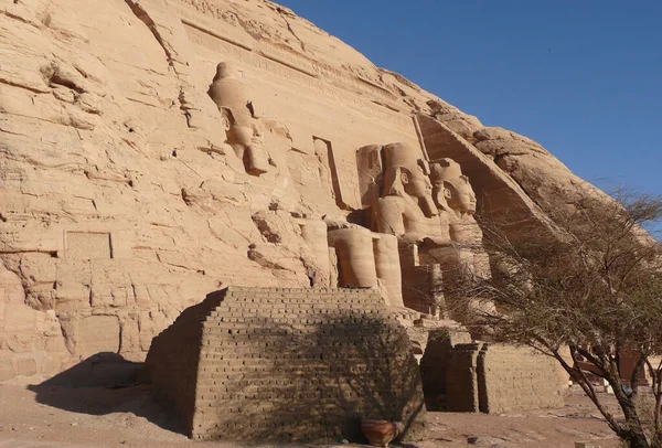 Abu Simbel Emplazamiento Inter Arqueol Gico Que Compone Templos Egipcios — стокове фото