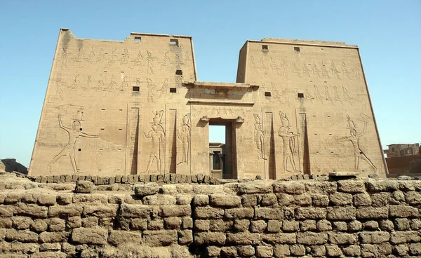 Temple Edfu Ancient Egyptian Temple Located West Bank Nile City — Stock Photo, Image
