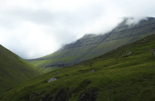 Montagne Elduvik Sull Isola Eysturoy Isole Faroe Danimarca — Foto Stock