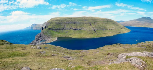 Lago Orv Gsvatn Bosdalafossur Isola Vagar Isole Faroe Danimarca — Foto Stock