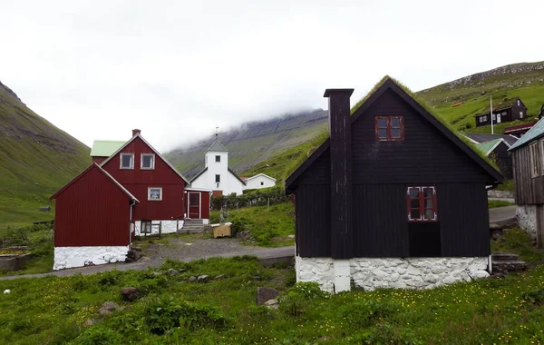 Typische Huizen Van Elduvik Het Eiland Eysturoy Faeröer Denemarken — Stockfoto