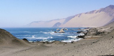 Atacama çölünün sahil şeridi, 5. yol, Panamericana - Iquique Şili