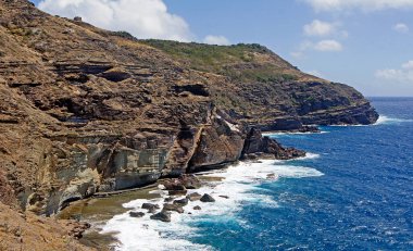 Herkül Sütunları, Doğu Yakası - Antigua ve Barbuda