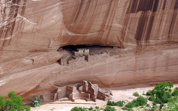 Arizona 'daki Chelly Ulusal Anıtı Kanyonu - ABD