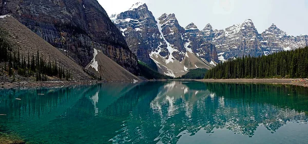 加拿大班夫国家公园的莫兰湖 — 图库照片
