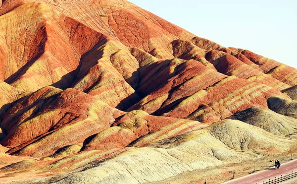 Гора Рейнбоу Национальный Геологический Парк Чжанье Данся Пустыня Гоби Китай — стоковое фото