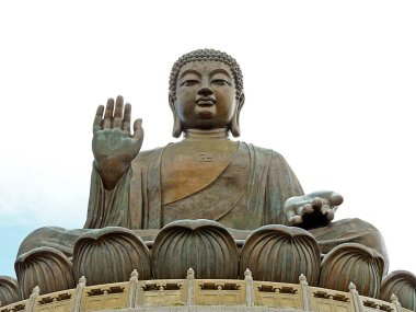 Hong Kong yakınlarındaki Lantau Adası 'nda Bronz Buda.