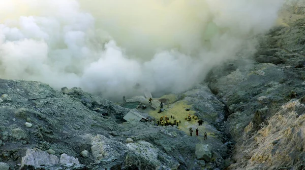 Extração Enxofre Vulcão Kawah Ijen Ilha Java Indonésia — Fotografia de Stock