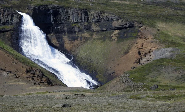 Utsikt Över Ett Vattenfall Norra Delen Island — Stockfoto