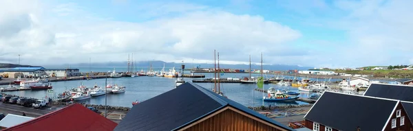 Husavik Harbour Skj Lfandi Bay Исландия — стоковое фото