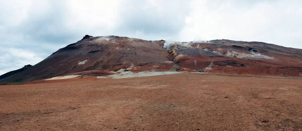 Vatn Área Hverir Geothermal Área Mafjall Islandia —  Fotos de Stock