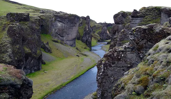 Fjadr Rglj Fur Canyon Fjadra River Kirkjubbaejarklaustur Islândia — Fotografia de Stock