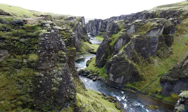 Fjadr Rglj Fur Canyon Fjadra River Kirkbaejarstur Исландия — стоковое фото