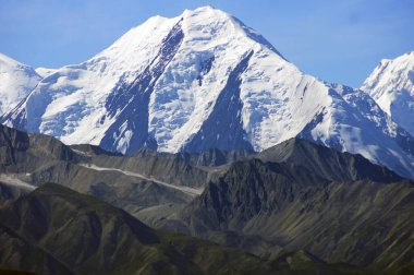 McKinley Dağı yaz mevsiminde Kantishna, Denali Ulusal Parkı, Amerika Birleşik Devletleri
