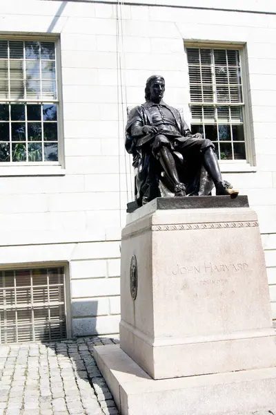 John Harvard Heykeli, Boston, Massachusetts - ABD