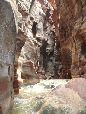 Al-Hidan Yolu, Wadi Mujib Geçidi - Ürdün