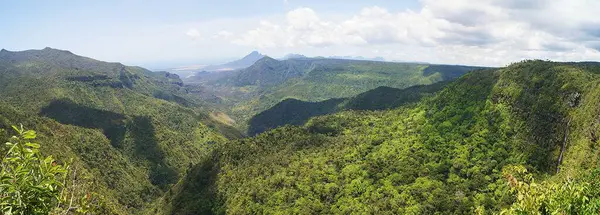 Kara Nehir Boğazı Nat. Park, Batı Yakası - Mauritius