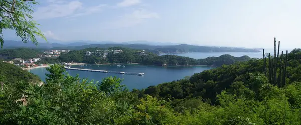 Santa Cruz Körfezi Panoramik, Huatulco, Meksika