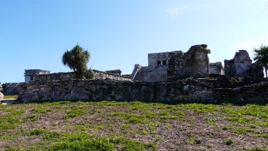 Archaeological zone of Tulum, Quintana Roo - Mexico clipart