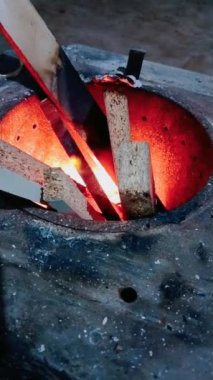 Odun sobası, odun ocağı, kamp ateşi, odun ateşi, kamp ateşi, şenlik ateşi, şenlik ateşi, şenlik ateşi, şenlik ateşi, kırsal ateş, le feu, holika dahan, hoguera, flamme video klipleri.