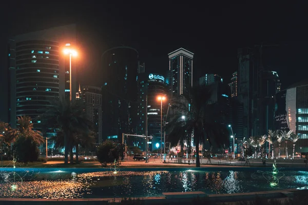 Doha Belvárosa Éjszaka Nyugati Öböl Katar — Stock Fotó
