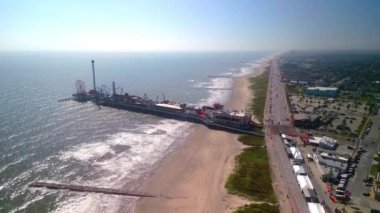 Güneşli bir günde Galveston Adası Tarihi Zevk İskelesi