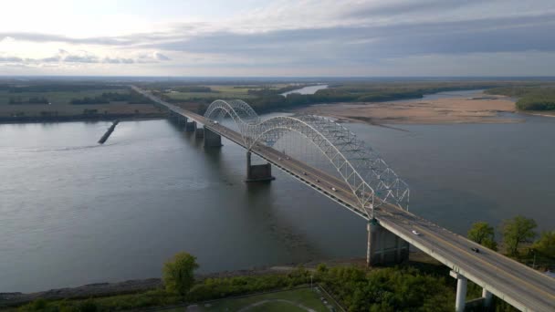 Hernando Soto Bridge Memphis River Mississippi Aerial View — Stock Video