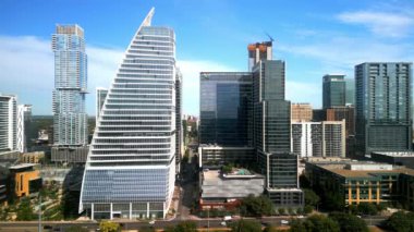 Austin Downtown 'daki modern gökdelenler - AUSTIN, TEXAS - Kasım 02, 2022