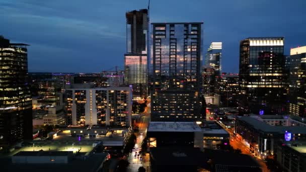 Csodálatos Kilátás Nyílik Austin Texas Városára Éjszaka Légi Felvétel — Stock videók
