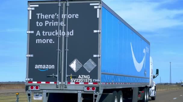 Amazon Prime Lkw Unterwegs Auf Einer Autobahn Little Rock Usa — Stockvideo