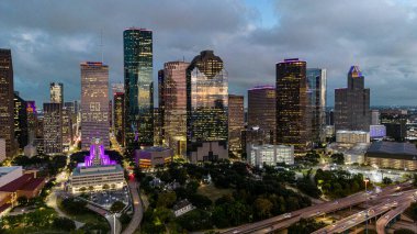 HOUSTON, TEXAS - 31 Ekim 2022 'de Houston şehri üzerinde panoramik manzara