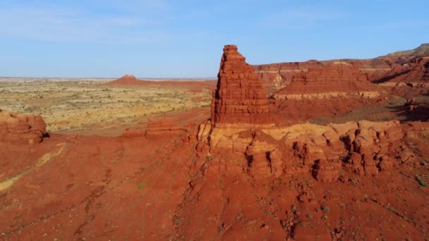 Flyger Genom Arizona Öknen Fantastiskt Landskap Med Sina Röda Stenar — Stockvideo