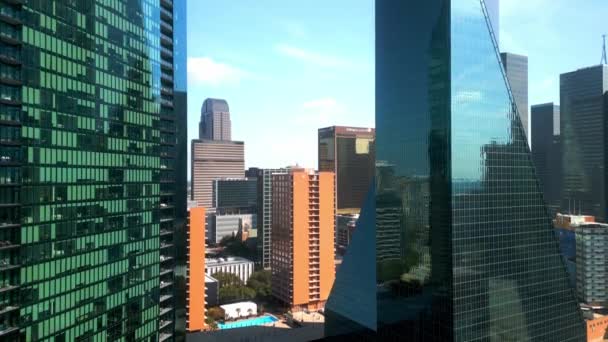 Los Icónicos Rascacielos Edificios Oficinas Centro Ciudad Dallas Dallas Texas — Vídeos de Stock