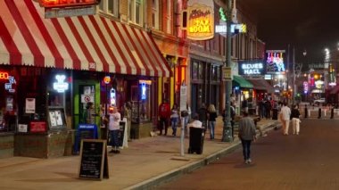 Memphis 'teki Beale Caddesi - Blues ve Rock Müzik' in ve efsanevi bir yerin evi - MEMPHE, TENNESSEE - Kasım 07, 2022