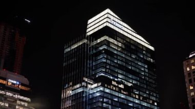 Geceleri Austin 'in modern ofis binaları - AUSTIN, TEXAS - 31 Ekim 2022