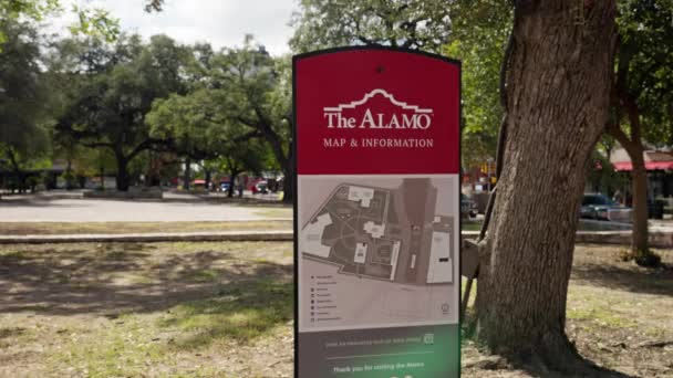 著名的阿拉莫位于圣安东尼奥 圣安托诺 Texas 2022年11月1日 — 图库视频影像